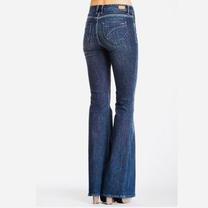 Dittos Veronica Highrise Flare Jean 